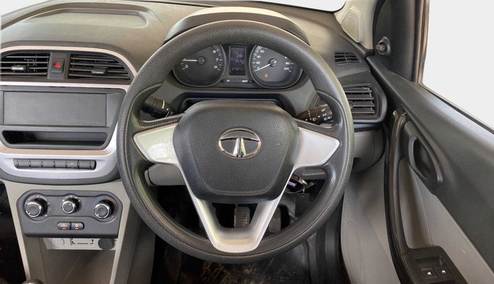 2017 Tata Tiago XM PETROL, Petrol, Manual, 65,159 km, Steering Wheel Close Up