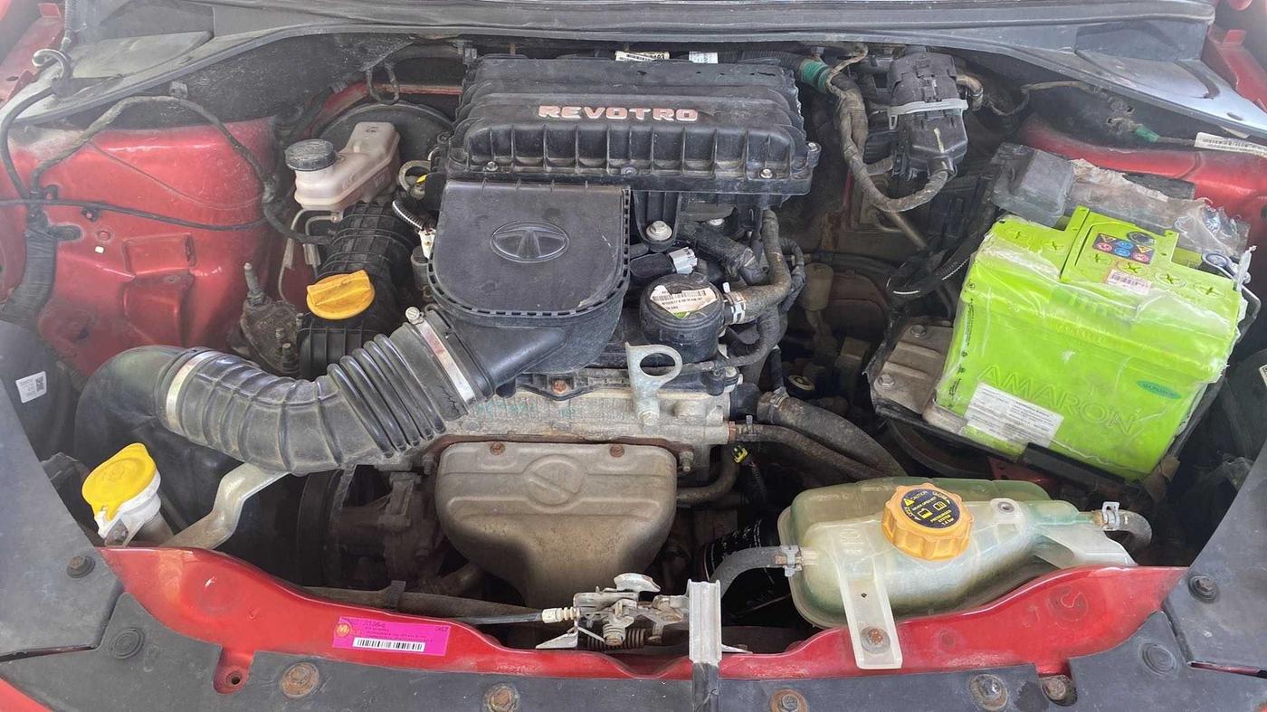 2017 Tata Tiago XM PETROL, Petrol, Manual, 65,159 km, Open Bonet