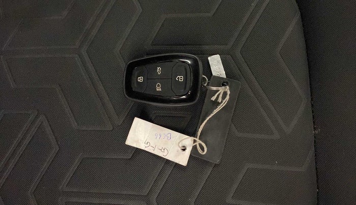 2021 Tata NEXON XZ PLUS DIESEL SUNROOF, Diesel, Manual, 32,265 km, Key Close Up