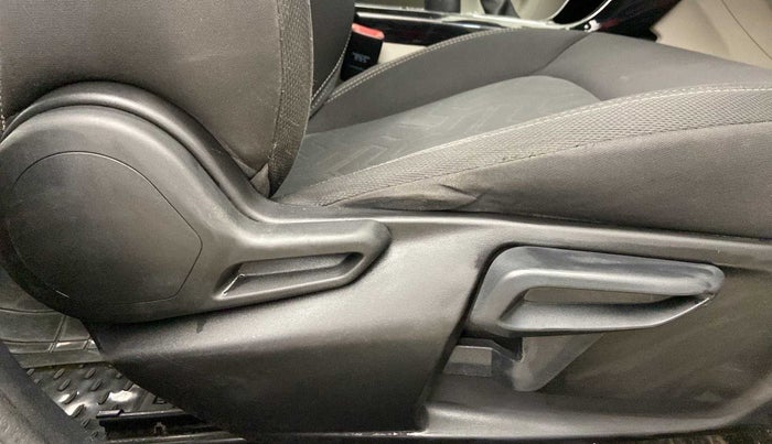 2021 Tata NEXON XZ PLUS DIESEL SUNROOF, Diesel, Manual, 32,265 km, Driver Side Adjustment Panel