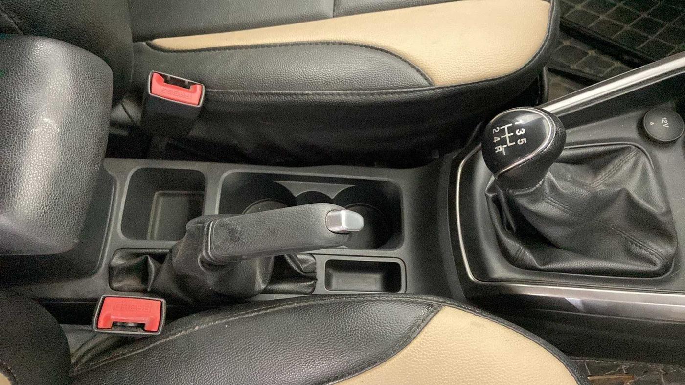 2019 Ford Ecosport TITANIUM 1.5L DIESEL, Diesel, Manual, 27,603 km, Gear Lever