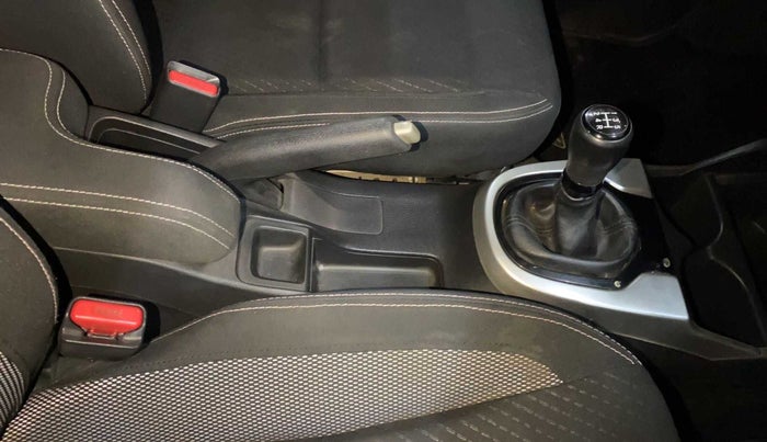 2017 Honda WR-V 1.2L I-VTEC VX MT, Petrol, Manual, 60,677 km, Gear Lever