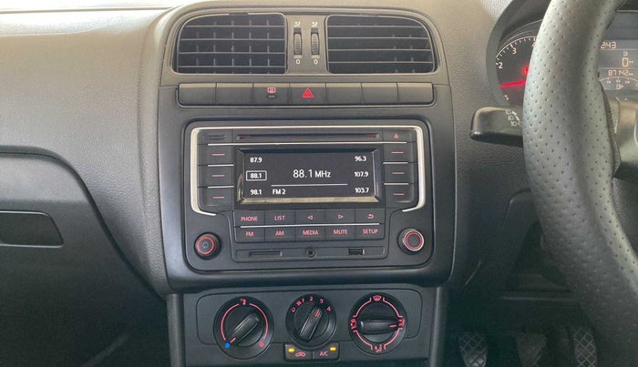 2016 Volkswagen Polo COMFORTLINE 1.2L, Petrol, Manual, 87,125 km, Air Conditioner