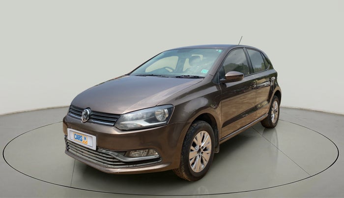 2016 Volkswagen Polo COMFORTLINE 1.2L, Petrol, Manual, 87,125 km, Left Front Diagonal