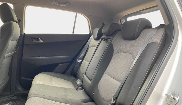 2016 Hyundai Creta SX PLUS AT 1.6 DIESEL, Diesel, Automatic, 93,290 km, Right Side Rear Door Cabin