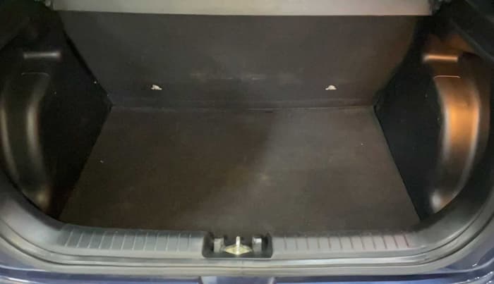 2021 Hyundai VENUE S 1.2, Petrol, Manual, 19,414 km, Boot Inside