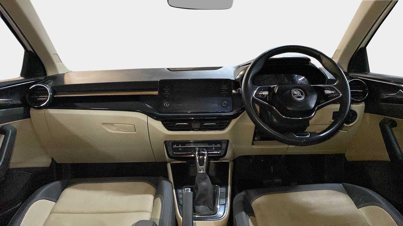 2022 Skoda SLAVIA STYLE 1.5L TSI DSG, Petrol, Automatic, 5,481 km, Dashboard