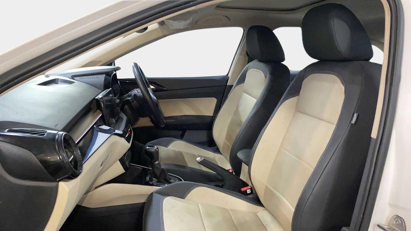 2022 Skoda SLAVIA STYLE 1.5L TSI DSG, Petrol, Automatic, 5,481 km, Right Side Front Door Cabin