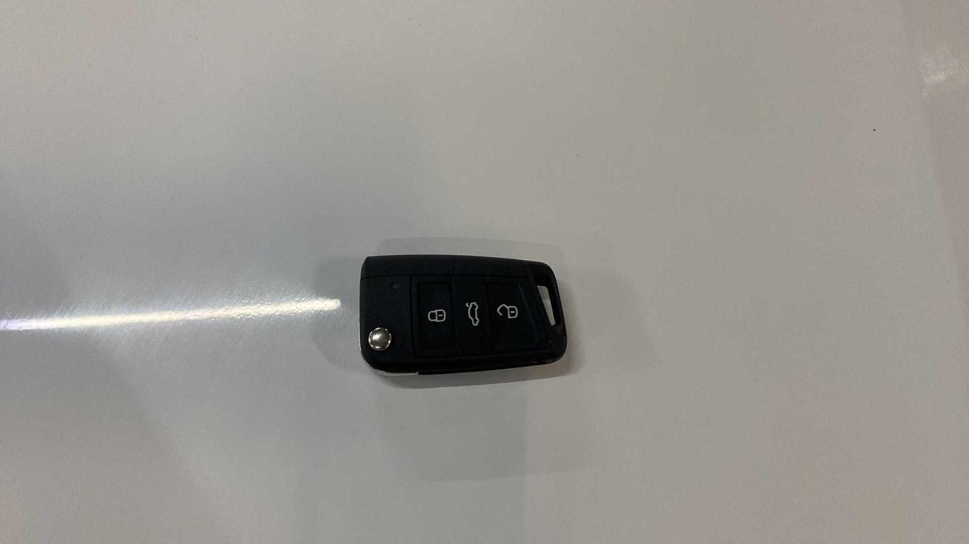 2022 Skoda SLAVIA STYLE 1.5L TSI DSG, Petrol, Automatic, 5,481 km, Key Close Up