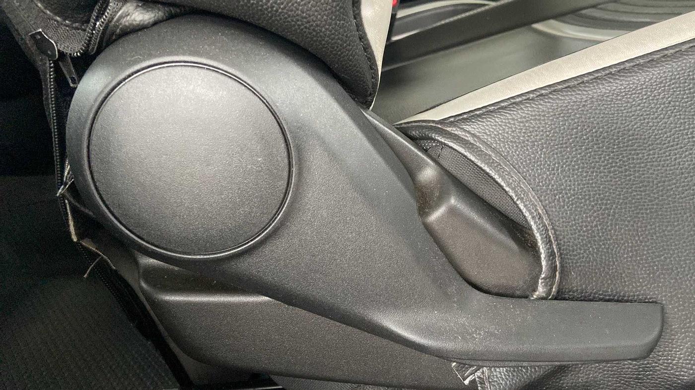 2019 Maruti Baleno DELTA PETROL 1.2, Petrol, Manual, 16,019 km, Driver Side Adjustment Panel