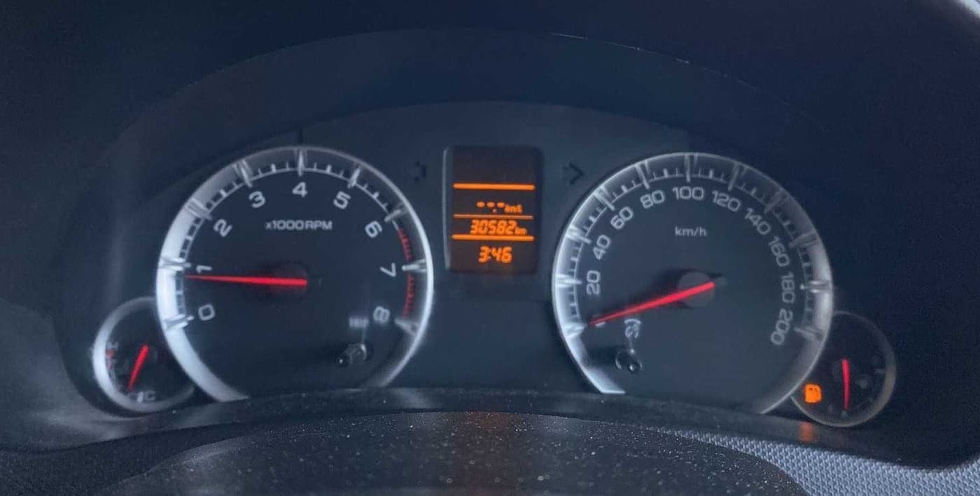 2016 Maruti Swift VXI, Petrol, Manual, 30,581 km, Odometer Image
