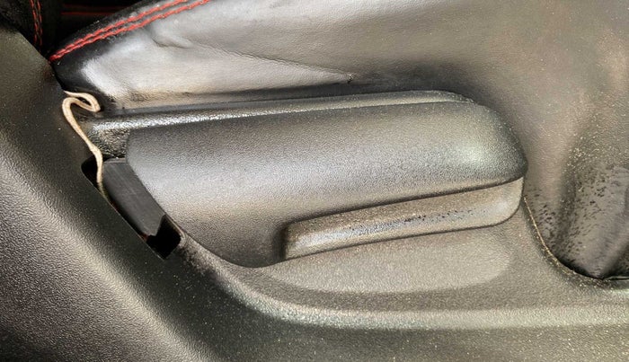 2016 Maruti Swift VXI, Petrol, Manual, 30,581 km, Driver Side Adjustment Panel