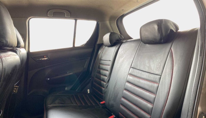 2016 Maruti Swift VXI, Petrol, Manual, 30,581 km, Right Side Rear Door Cabin