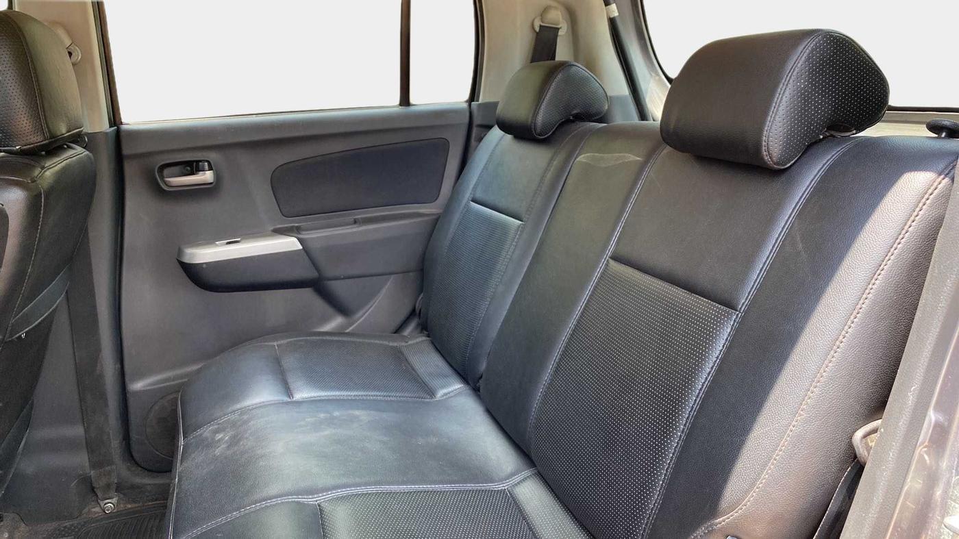 2012 Maruti Wagon R 1.0 VXI, Petrol, Manual, 44,383 km, Right Side Rear Door Cabin