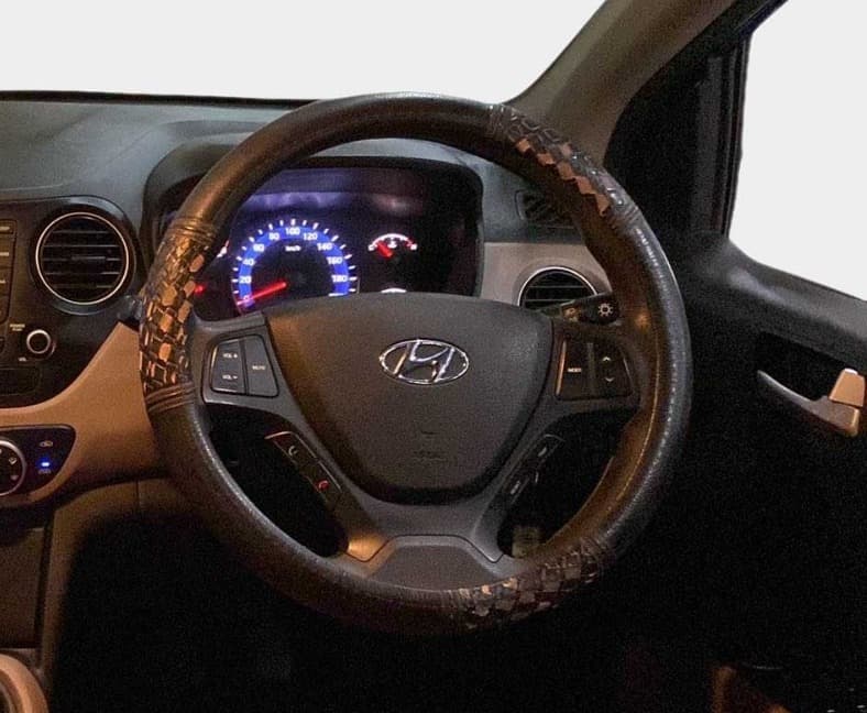 2017 Hyundai Xcent S 1.2, Petrol, Manual, 52,064 km, Steering Wheel Close Up