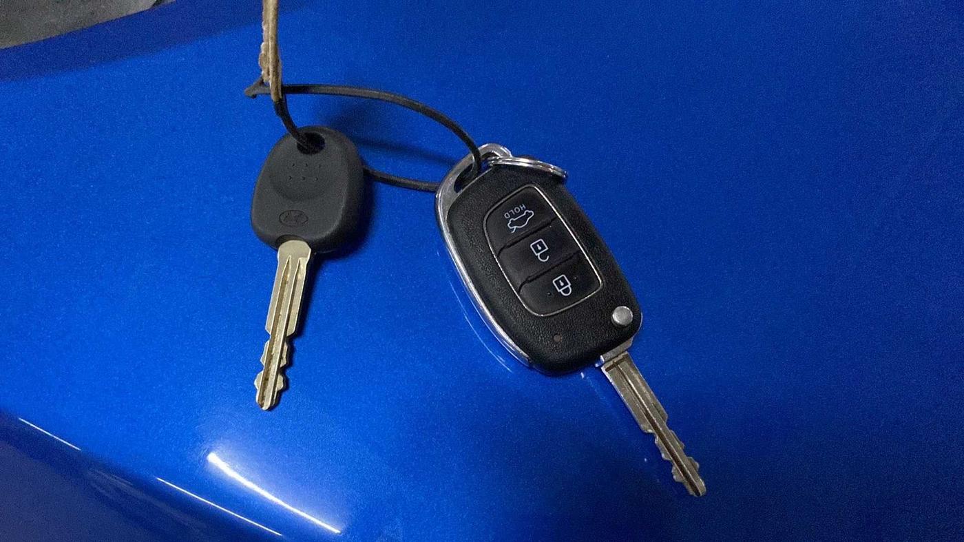 2017 Hyundai Xcent S 1.2, Petrol, Manual, 52,064 km, Key Close Up