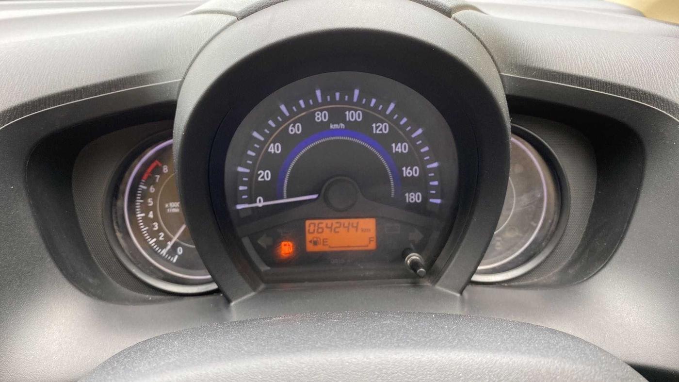 2015 Honda Amaze 1.2L I-VTEC S, Petrol, Manual, 64,360 km, Odometer Image