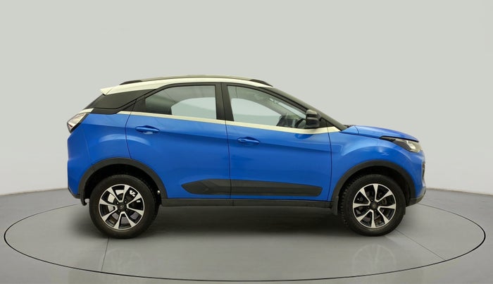 2021 Tata NEXON XZ PLUS SUNROOF DIESEL DUAL TONE, Diesel, Manual, 47,808 km, Right Side View