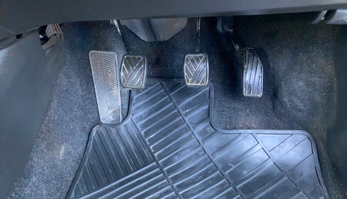 2018 Maruti Baleno SIGMA PETROL 1.2, Petrol, Manual, 18,921 km, Pedals