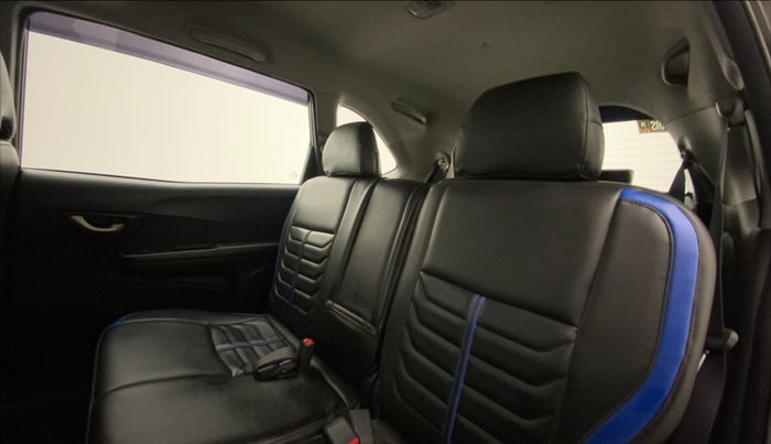 2016 Honda BR-V 1.5L I-VTEC S, Petrol, Manual, 66,563 km, Right Side Rear Door Cabin