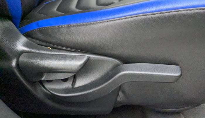 2016 Honda BR-V 1.5L I-VTEC S, Petrol, Manual, 66,563 km, Driver Side Adjustment Panel