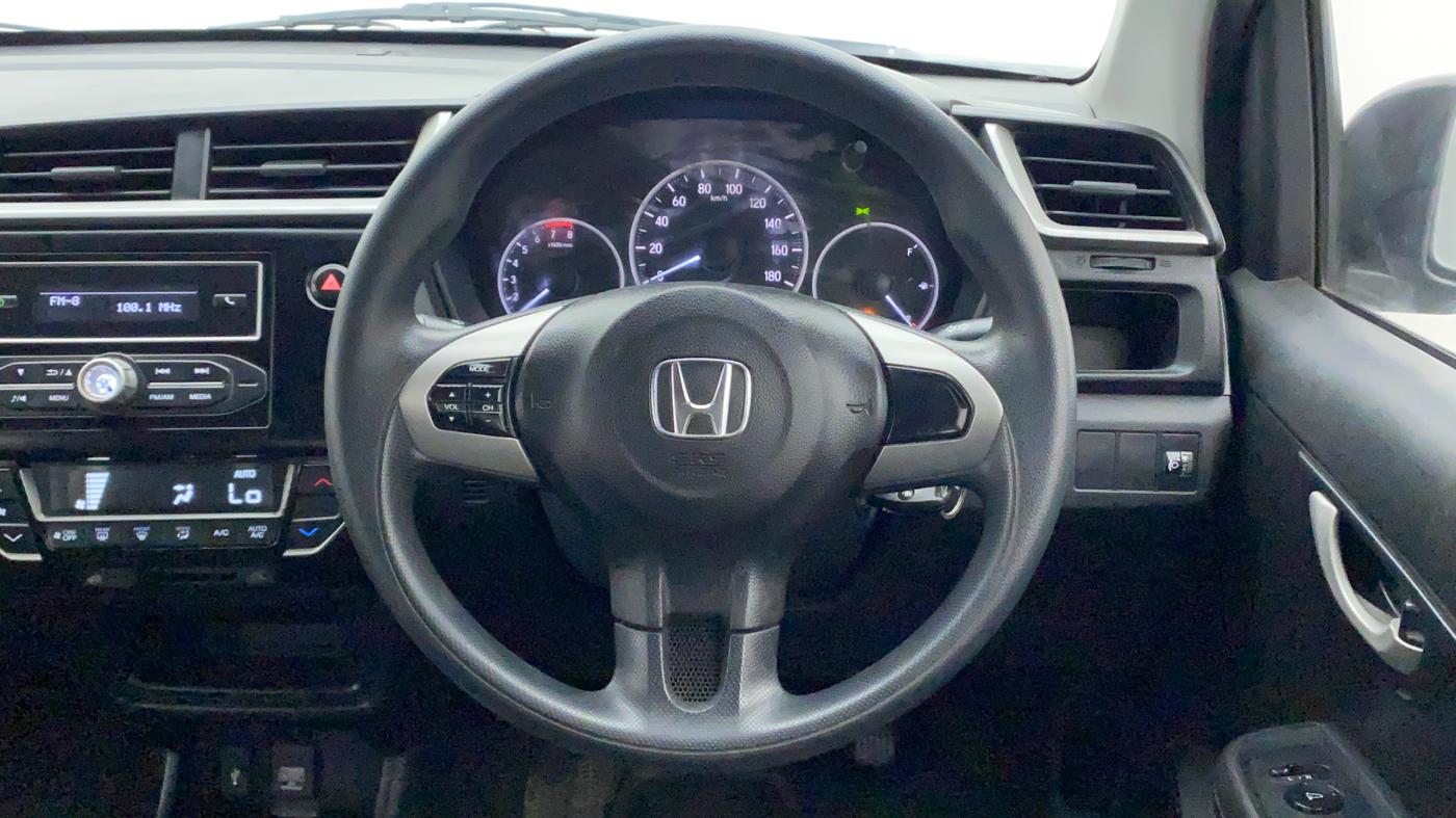 2016 Honda BR-V 1.5L I-VTEC S, Petrol, Manual, 66,563 km, Steering Wheel Close Up