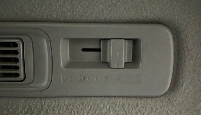 2016 Honda BR-V 1.5L I-VTEC S, Petrol, Manual, 66,563 km, Rear AC Temperature Control