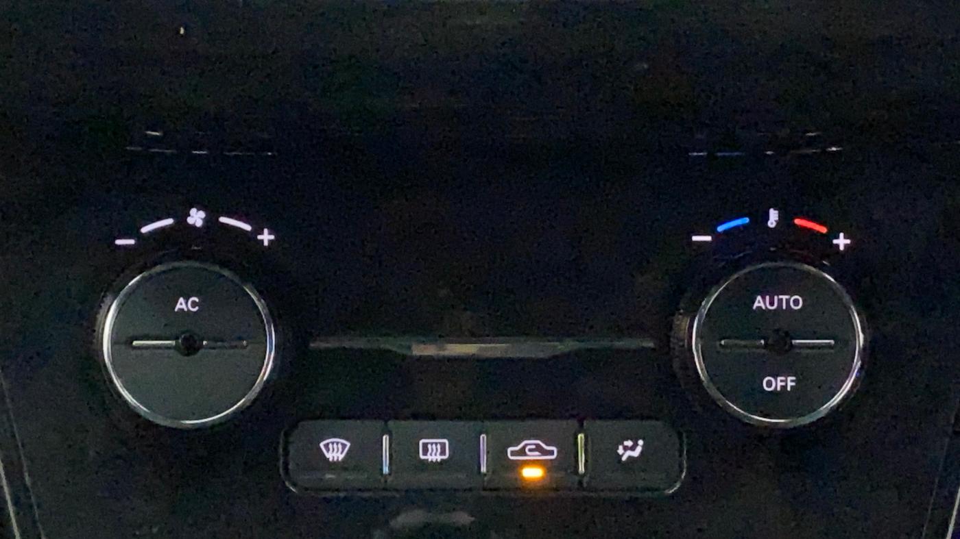 2022 Tata NEXON XZ PLUS (O) PETROL DARK EDITION, Petrol, Manual, 10,483 km, Automatic Climate Control