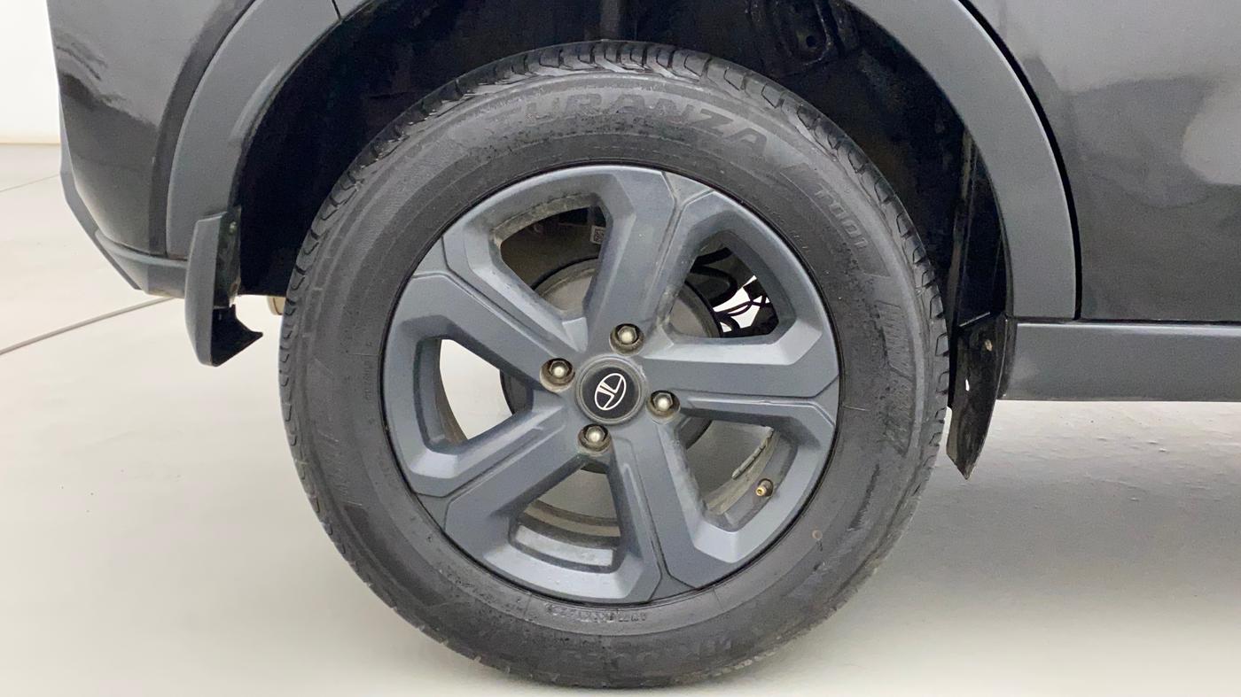 2022 Tata NEXON XZ PLUS (O) PETROL DARK EDITION, Petrol, Manual, 10,483 km, Right Rear Wheel