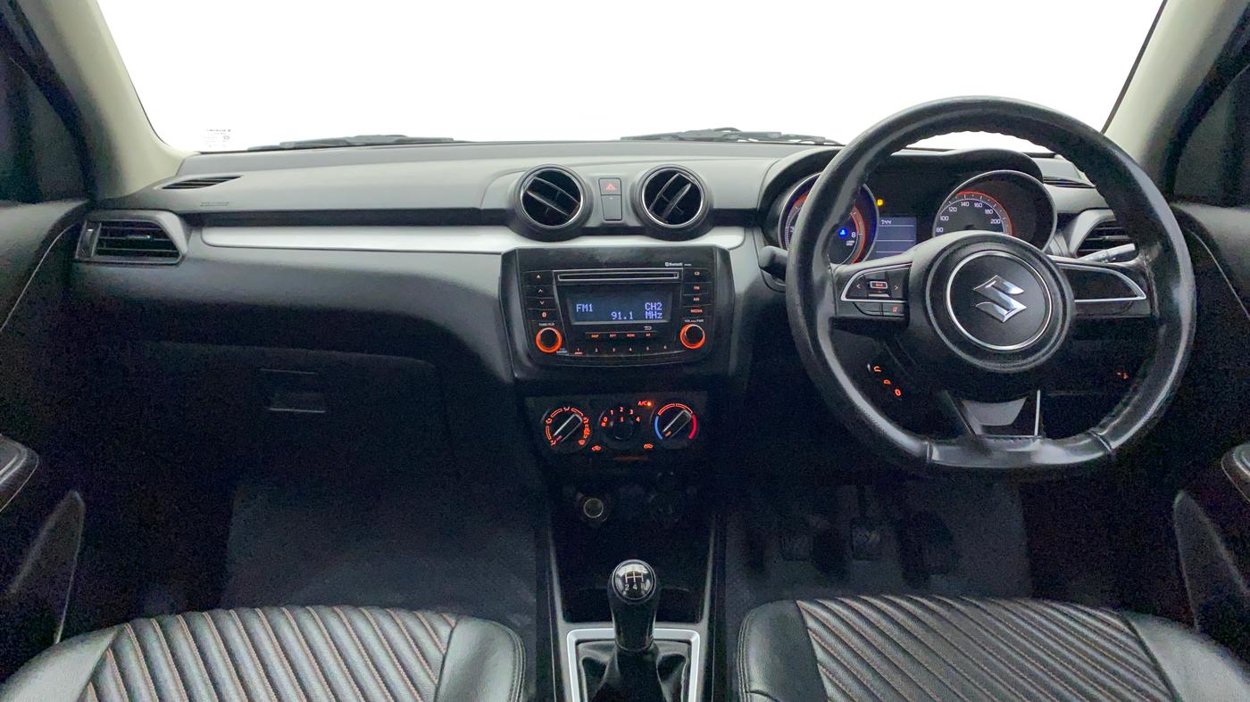 2021 Maruti Swift VXI, Petrol, Manual, 31,959 km, Dashboard