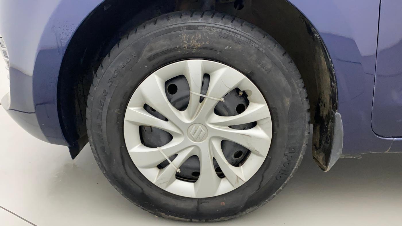 2021 Maruti Swift VXI, Petrol, Manual, 31,959 km, Left Front Wheel