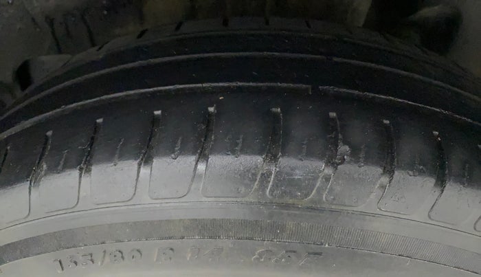 2021 Maruti Swift VXI, Petrol, Manual, 31,959 km, Left Rear Tyre Tread
