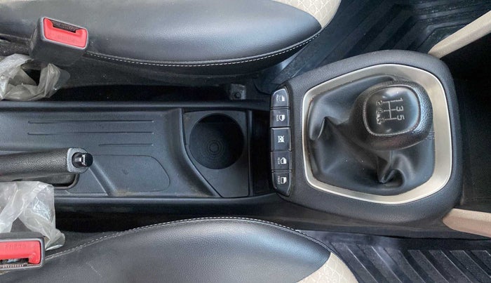 2018 Hyundai NEW SANTRO SPORTZ MT, Petrol, Manual, 22,539 km, Gear Lever