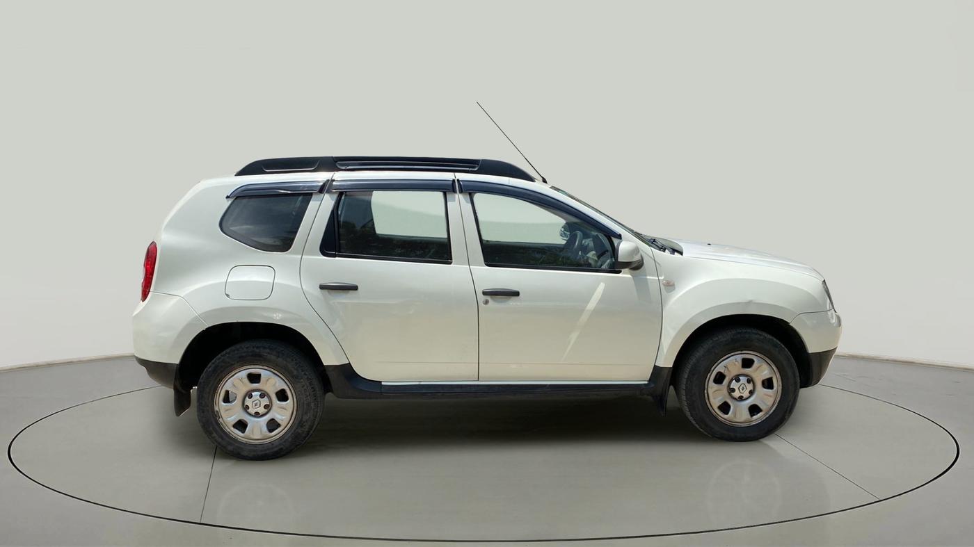 2015 Renault Duster 110 PS RXL DIESEL, Diesel, Manual, 74,176 km, Right Side View