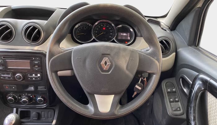 2015 Renault Duster 110 PS RXL DIESEL, Diesel, Manual, 74,176 km, Steering Wheel Close Up