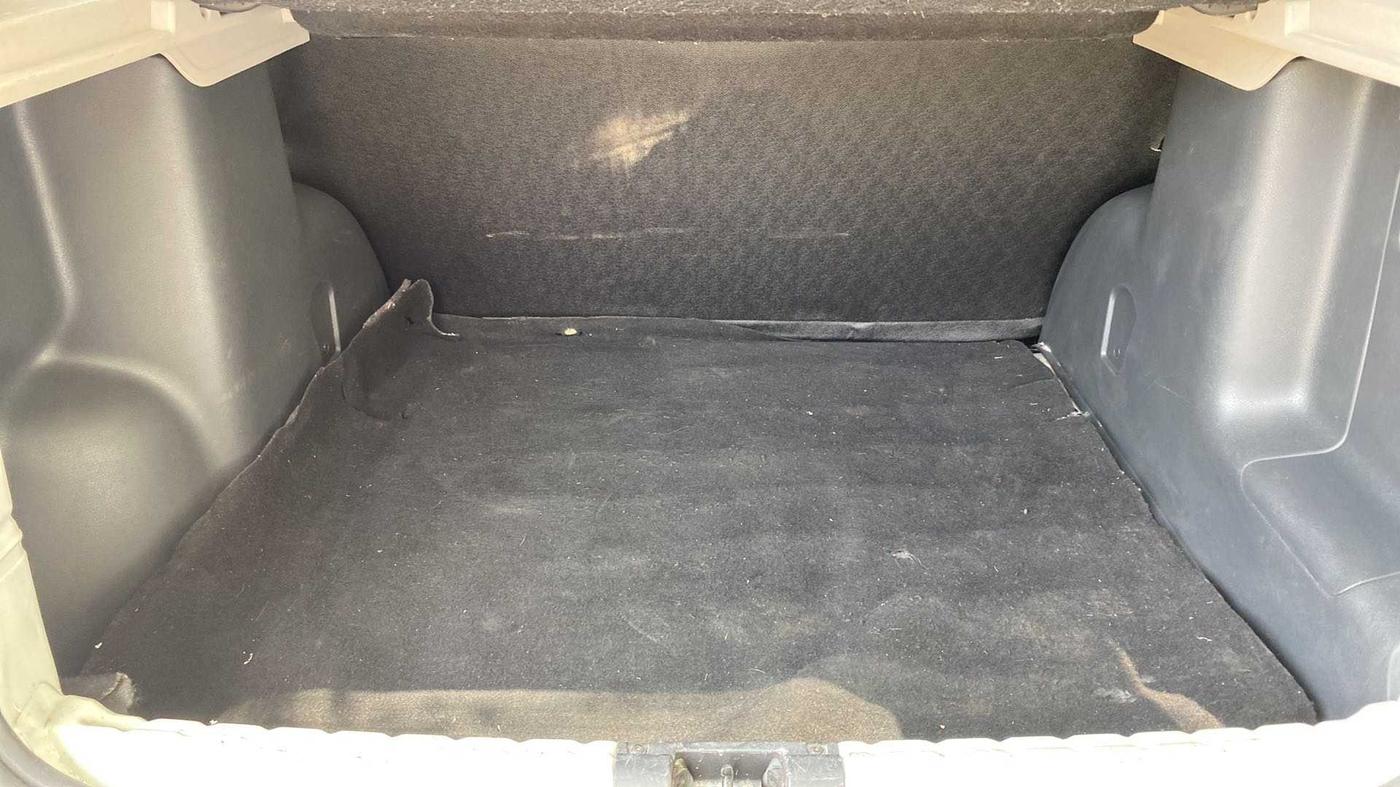 2015 Renault Duster 110 PS RXL DIESEL, Diesel, Manual, 74,176 km, Boot Inside