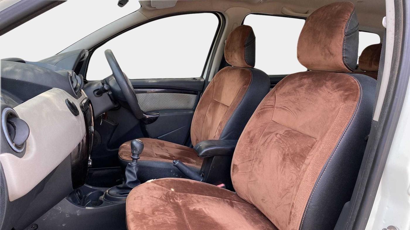 2015 Renault Duster 110 PS RXL DIESEL, Diesel, Manual, 74,176 km, Third Seat Row ( optional )