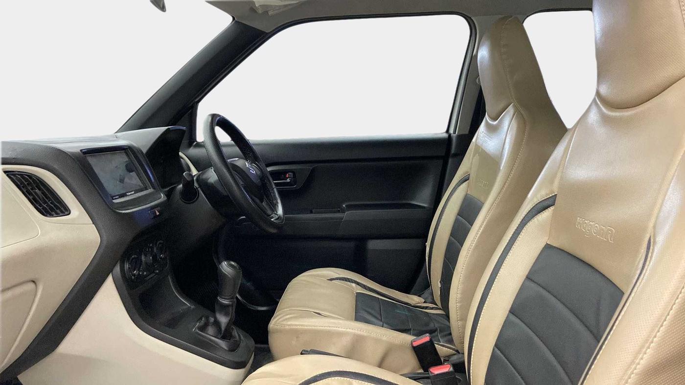 2020 Maruti New Wagon-R LXI 1.0, Petrol, Manual, 24,266 km, Right Side Front Door Cabin