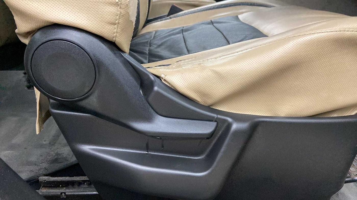 2020 Maruti New Wagon-R LXI 1.0, Petrol, Manual, 24,266 km, Driver Side Adjustment Panel