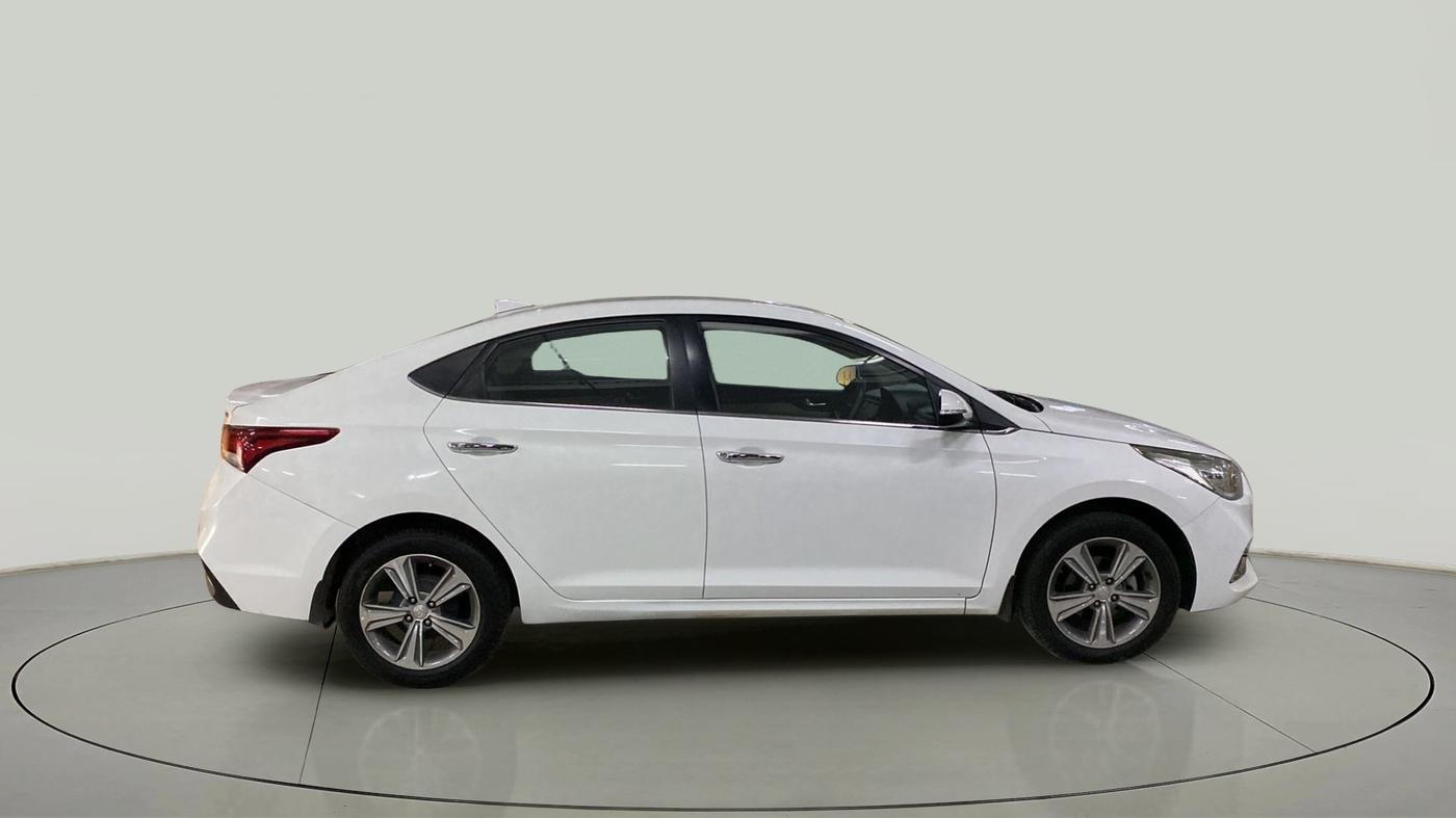 2019 Hyundai Verna 1.6 VTVT SX, Petrol, Manual, 61,785 km, Right Side View