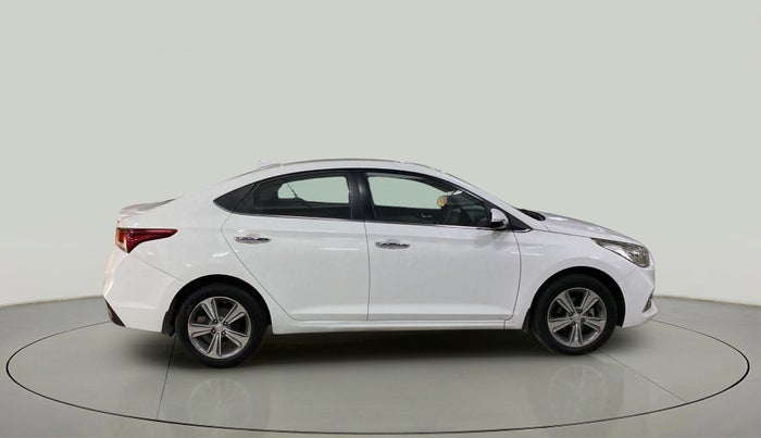 2019 Hyundai Verna 1.6 VTVT SX, Petrol, Manual, 61,785 km, Right Side View