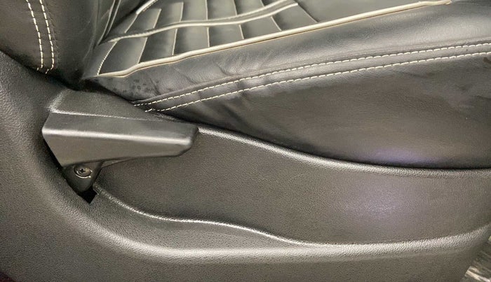 2017 Tata Tiago XTA PETROL, Petrol, Automatic, 63,775 km, Driver Side Adjustment Panel