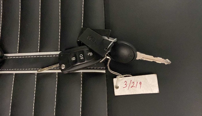 2017 Tata Tiago XTA PETROL, Petrol, Automatic, 63,775 km, Key Close Up