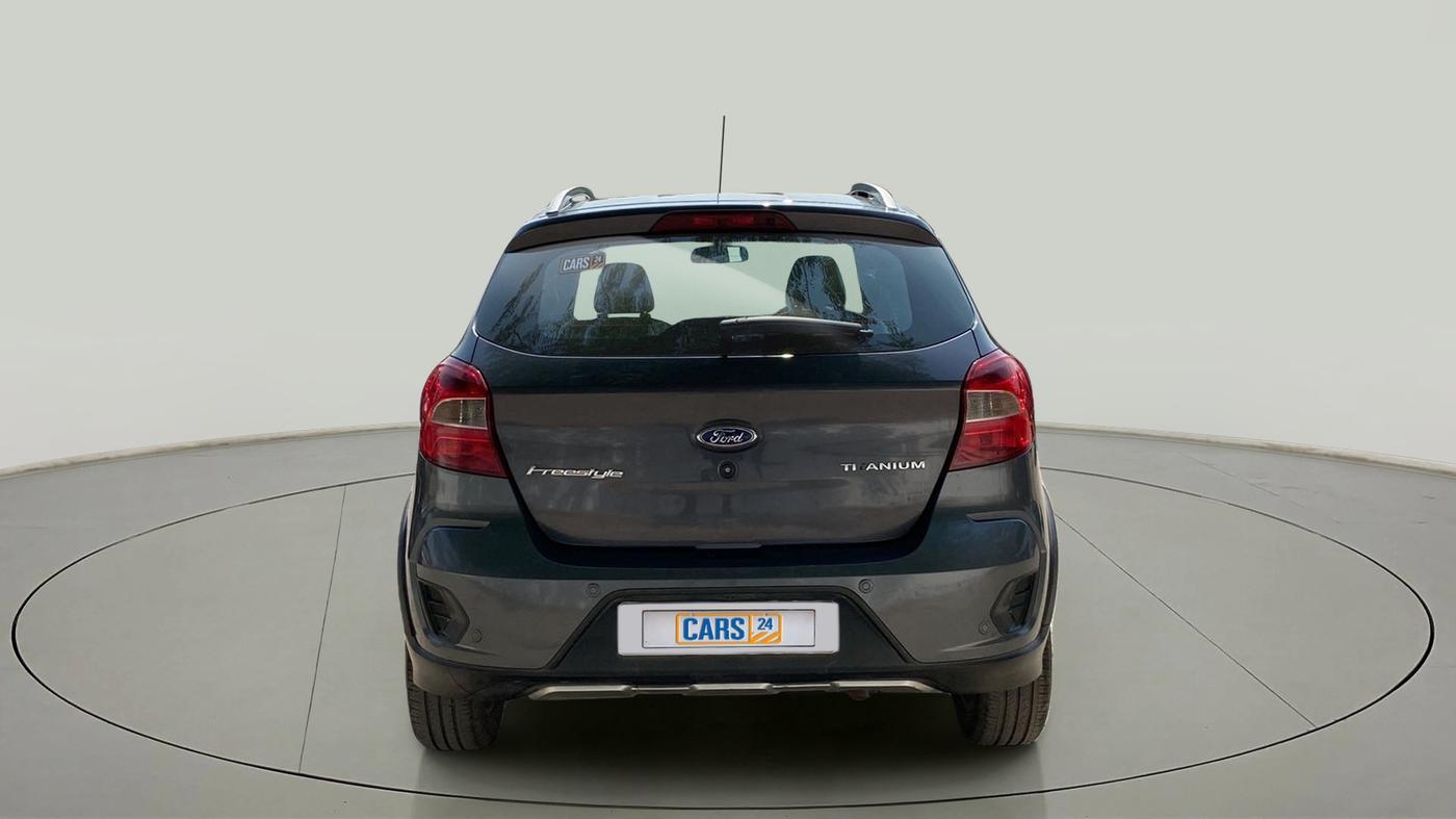 2018 Ford FREESTYLE TITANIUM 1.2 PETROL, Petrol, Manual, 1,22,377 km, Back/Rear