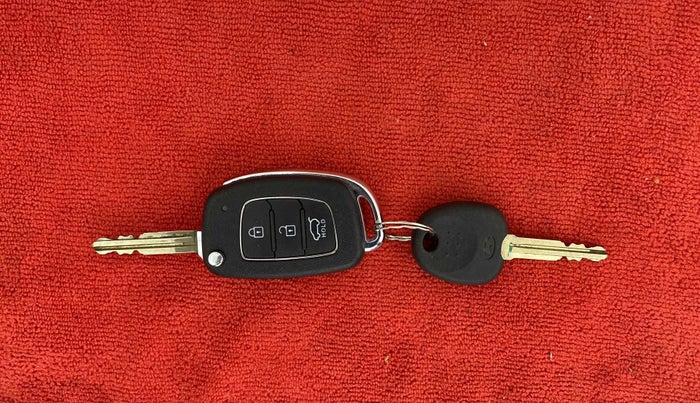 2019 Hyundai Elite i20 SPORTZ PLUS 1.2, Petrol, Manual, 33,221 km, Key Close Up