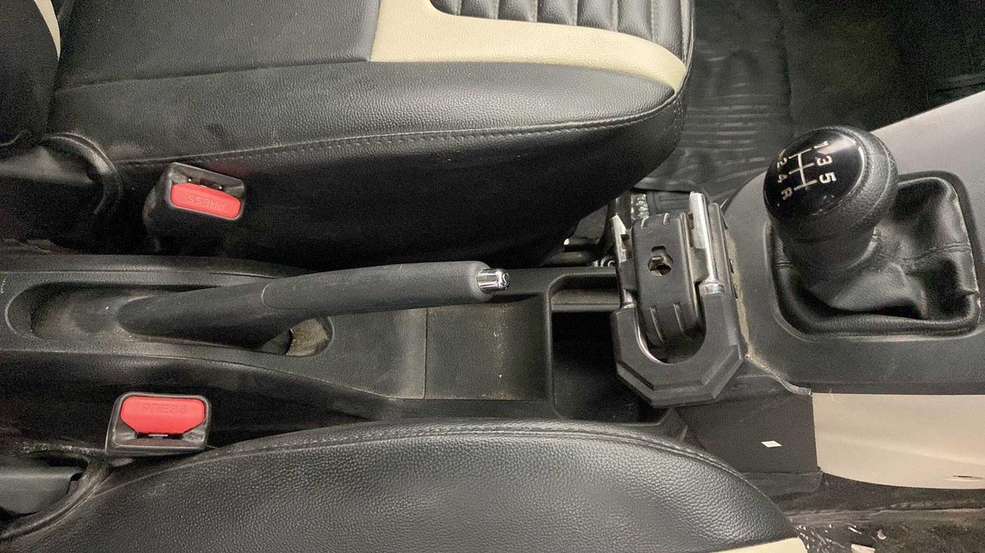 2022 Maruti New Wagon-R ZXI 1.2, Petrol, Manual, 13,103 km, Gear Lever