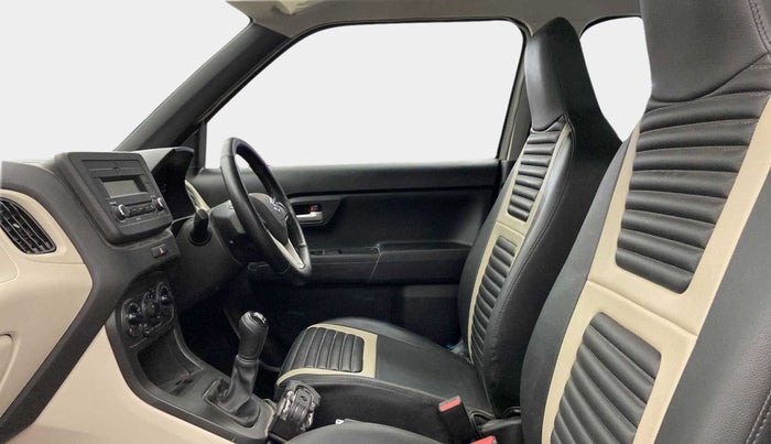 2022 Maruti New Wagon-R ZXI 1.2, Petrol, Manual, 13,103 km, Right Side Front Door Cabin