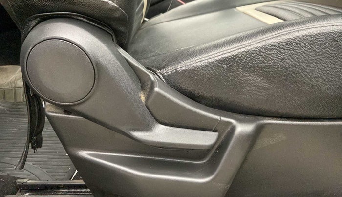 2022 Maruti New Wagon-R ZXI 1.2, Petrol, Manual, 13,103 km, Driver Side Adjustment Panel