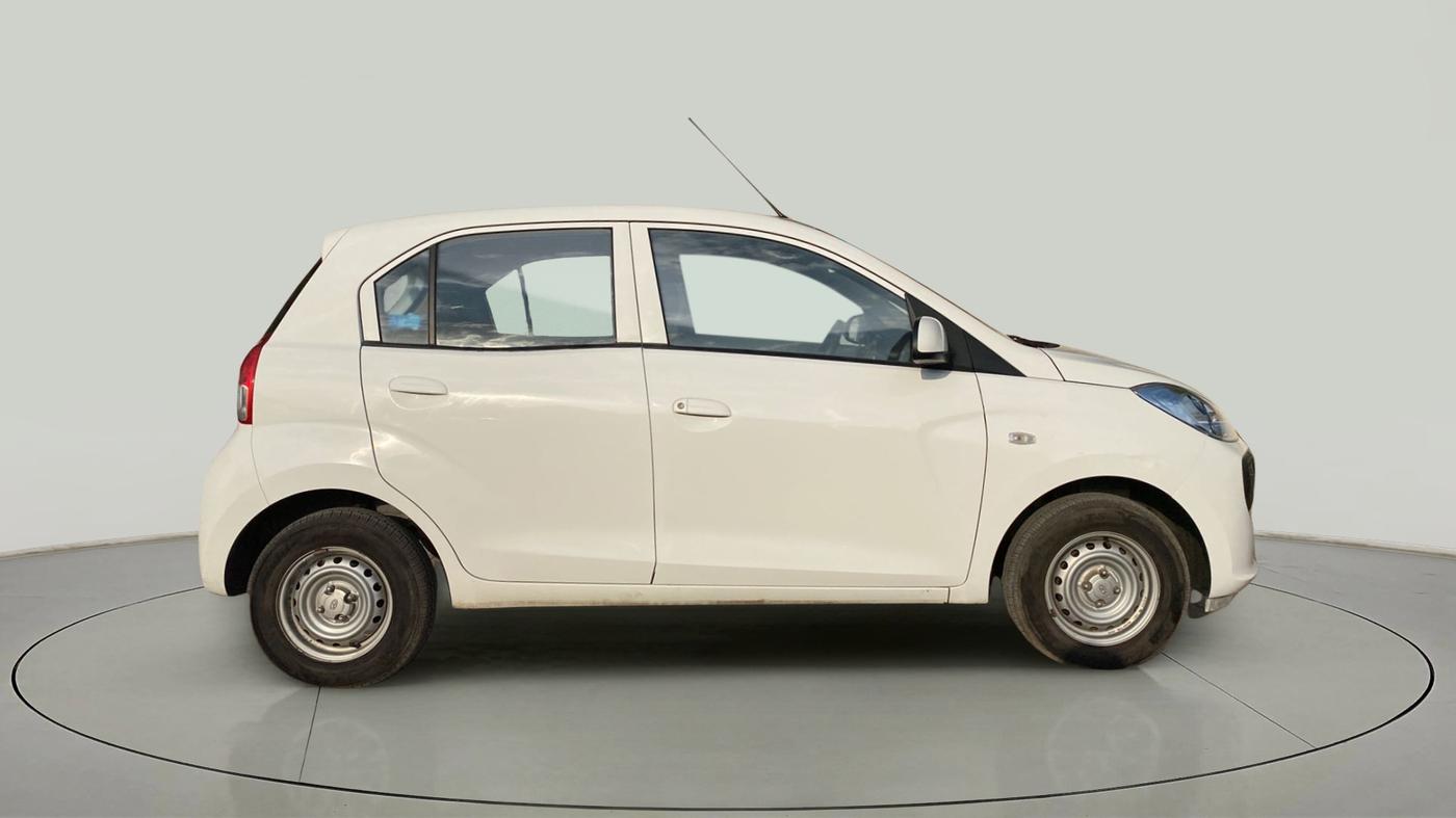 2022 Hyundai NEW SANTRO MAGNA, Petrol, Manual, 5,829 km, Right Side View
