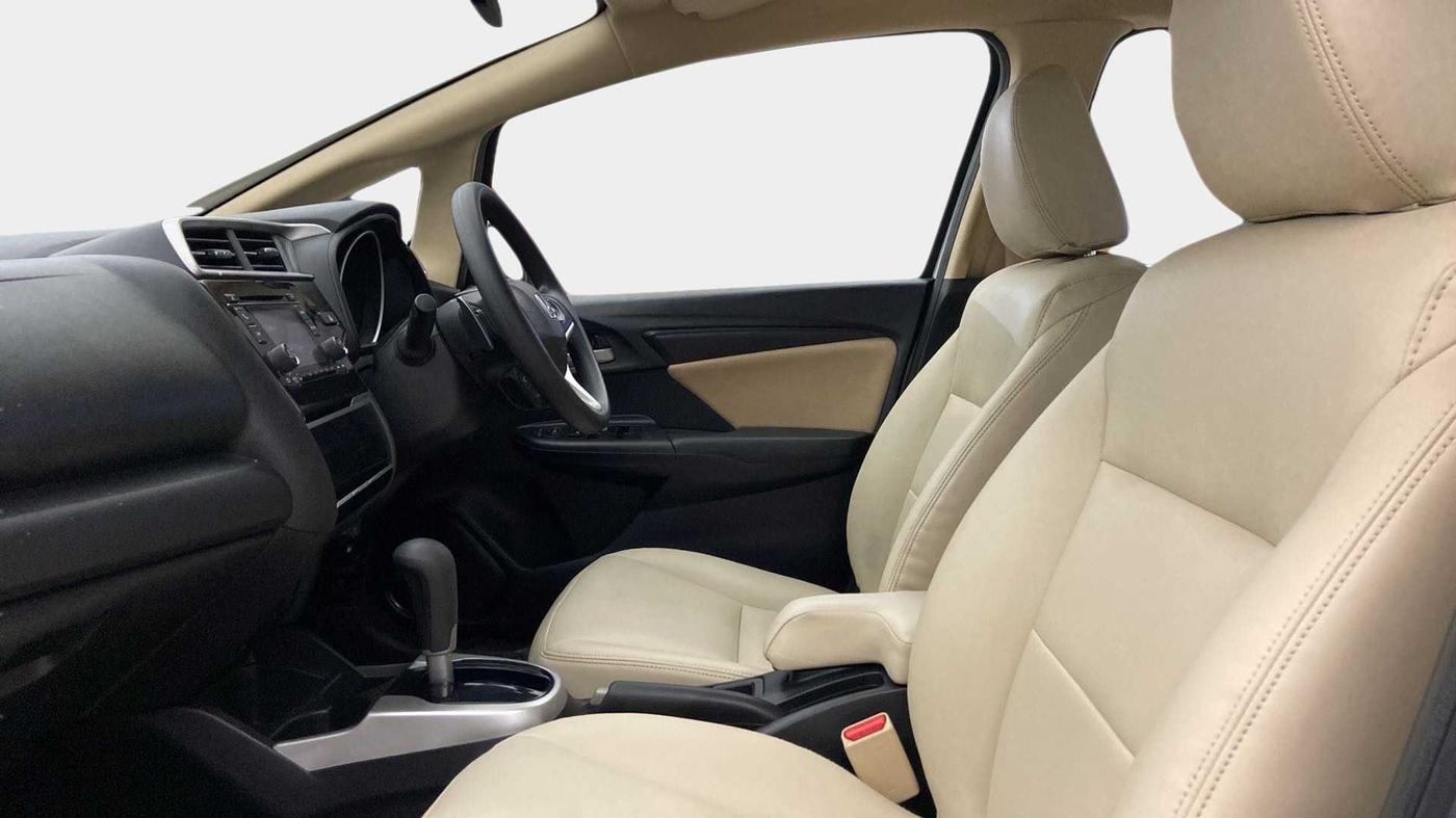 2021 Honda Jazz 1.2L I-VTEC V CVT, Petrol, Automatic, 22,605 km, Right Side Front Door Cabin
